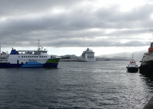 Marinha coordena resgate de tripulante ao largo dos Açores com apoio dos Pilotos de Ponta Delgada